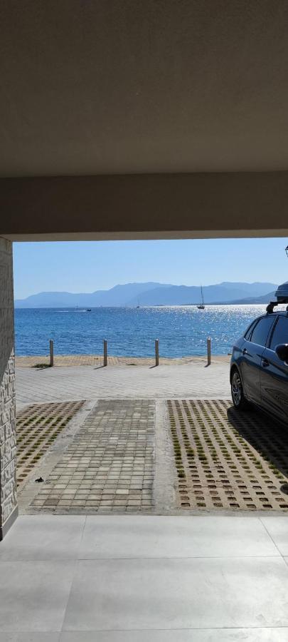 Вилла By The Sea - Paleros Экстерьер фото